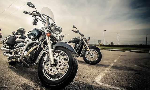 Czy 16 latek może jeździć motorem? Czy 16 latek może jeździć motorem?