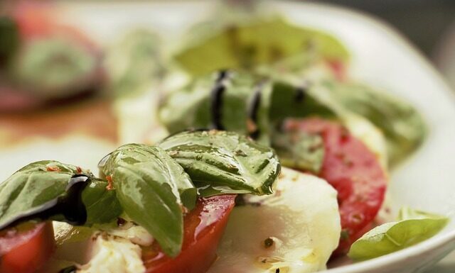 Czy można wlać ocet do płynu chłodniczego? Czy można wlać ocet do płynu chłodniczego?