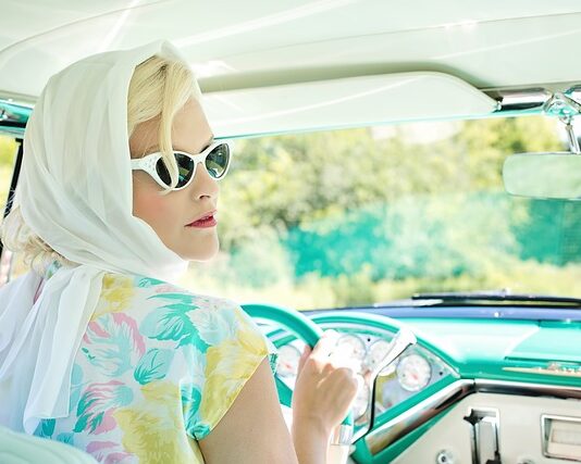 Ile kosztuje transport mebli za kilometr?