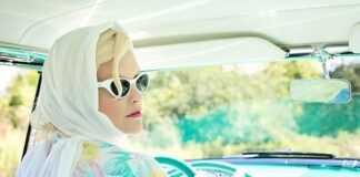 Ile kosztuje transport Narożnika? Ile kosztuje transport Narożnika?