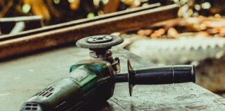 Czym się różni polerka od szlifierki kątowej?